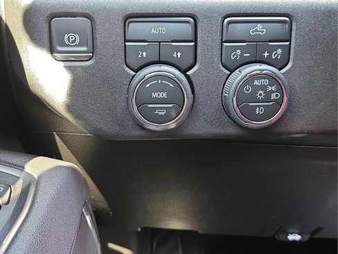 Used 2026 Chevrolet Silverado 1500 RST AWD/4WD image 18