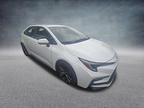 Used 2025 Toyota Corolla SE FWD image 10