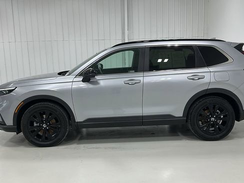 Used 2024 Honda CR-V Sport Touring image 3