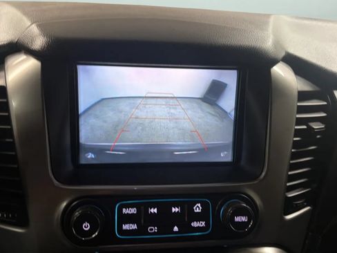 Used 2018 Chevrolet Tahoe Premier RWD image 14