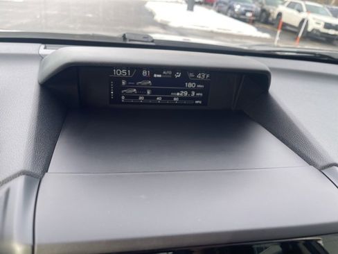 Used 2023 Subaru Forester Premium image 31