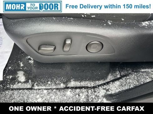 Used 2025 GMC Acadia Elevation image 13