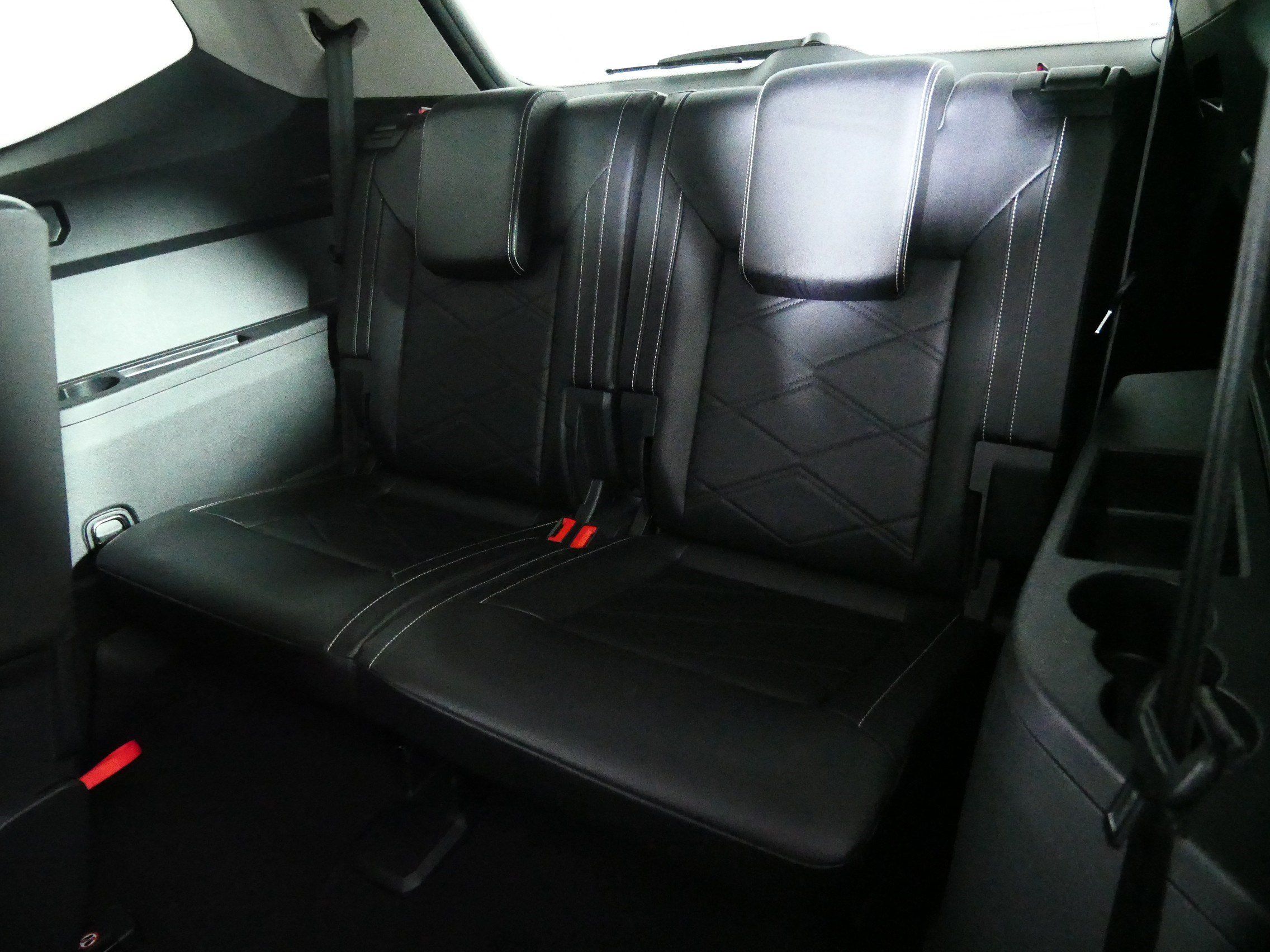 Used 2024 Volkswagen Atlas SE AWD/4WD image 33