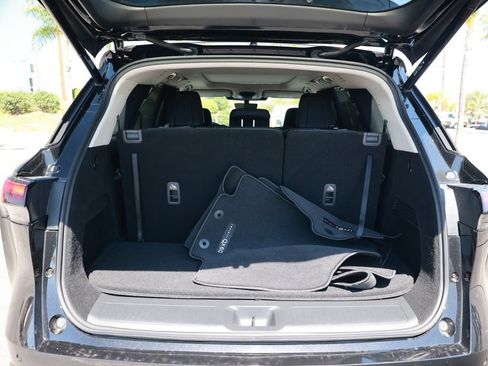 Used 2026 INFINITI QX60 Luxe w/ Cargo Package FWD image 39