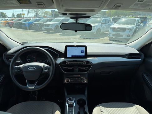 Used 2022 Ford Escape SE FWD image 24
