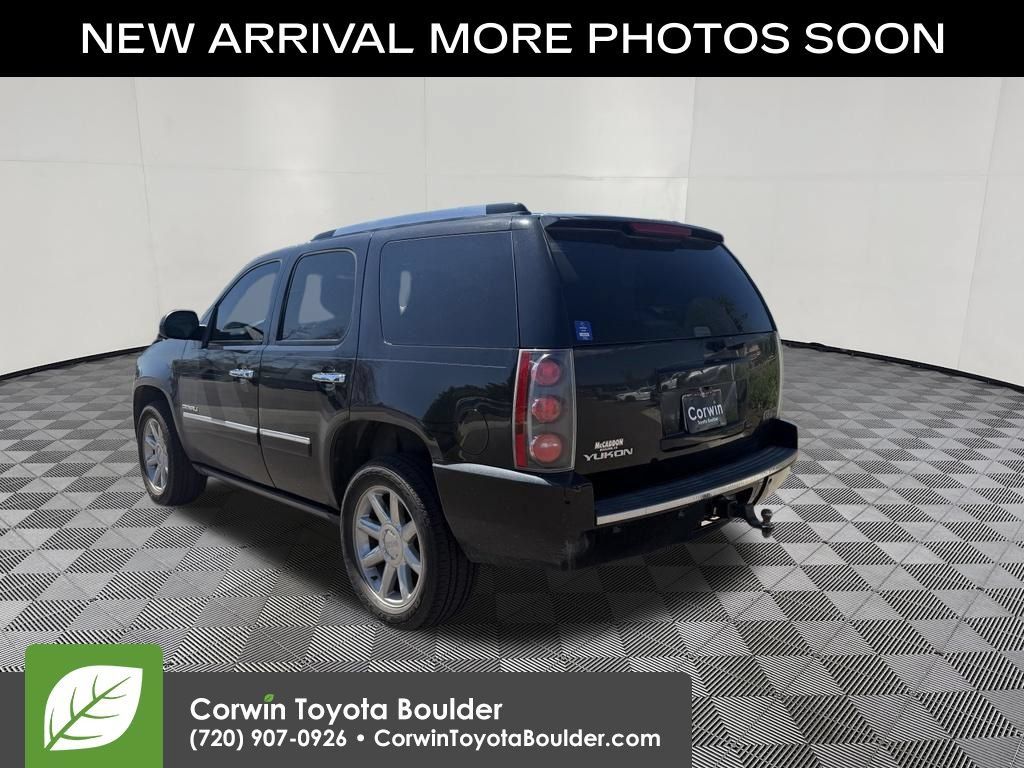 Used 2013 GMC Yukon Denali AWD/4WD image 5