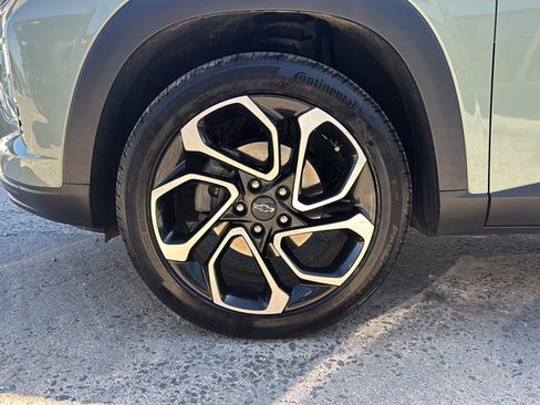 Used 2024 Chevrolet Trax RS w/ Driver Confidence Package image 36