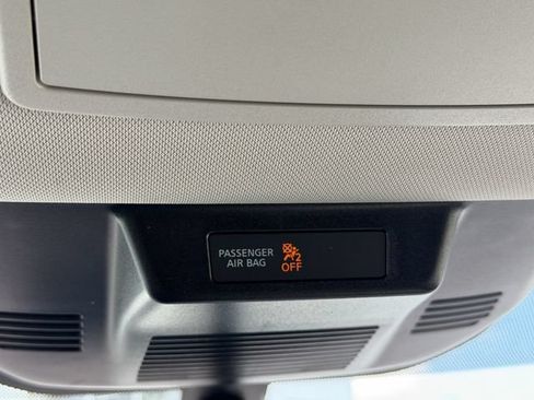 Certified 2023 Nissan Rogue SV FWD image 21