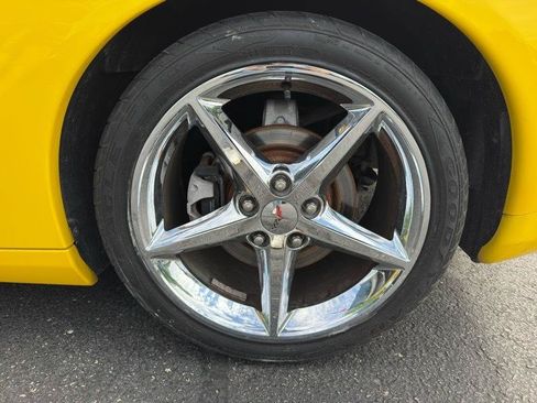 Used 2013 Chevrolet Corvette Convertible RWD image 35