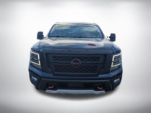 Used 2023 Nissan Titan PRO-4X w/ Pro-4x Convenience Package AWD/4WD image 8