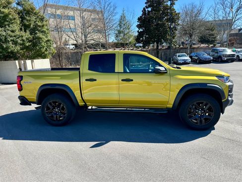 Used 2024 Chevrolet Colorado Trail Boss image 4