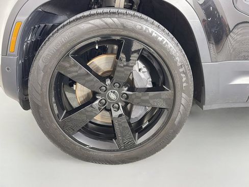 Certified 2023 Land Rover Defender 110 S AWD/4WD image 33