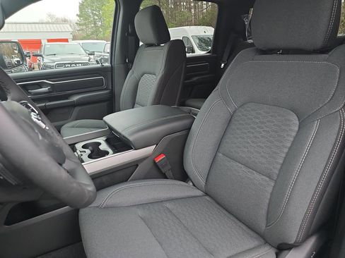 New 2026 RAM 1500 4x4 Crew Cab image 15