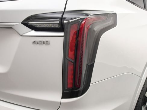 Used 2021 Cadillac XT6 Sport image 27