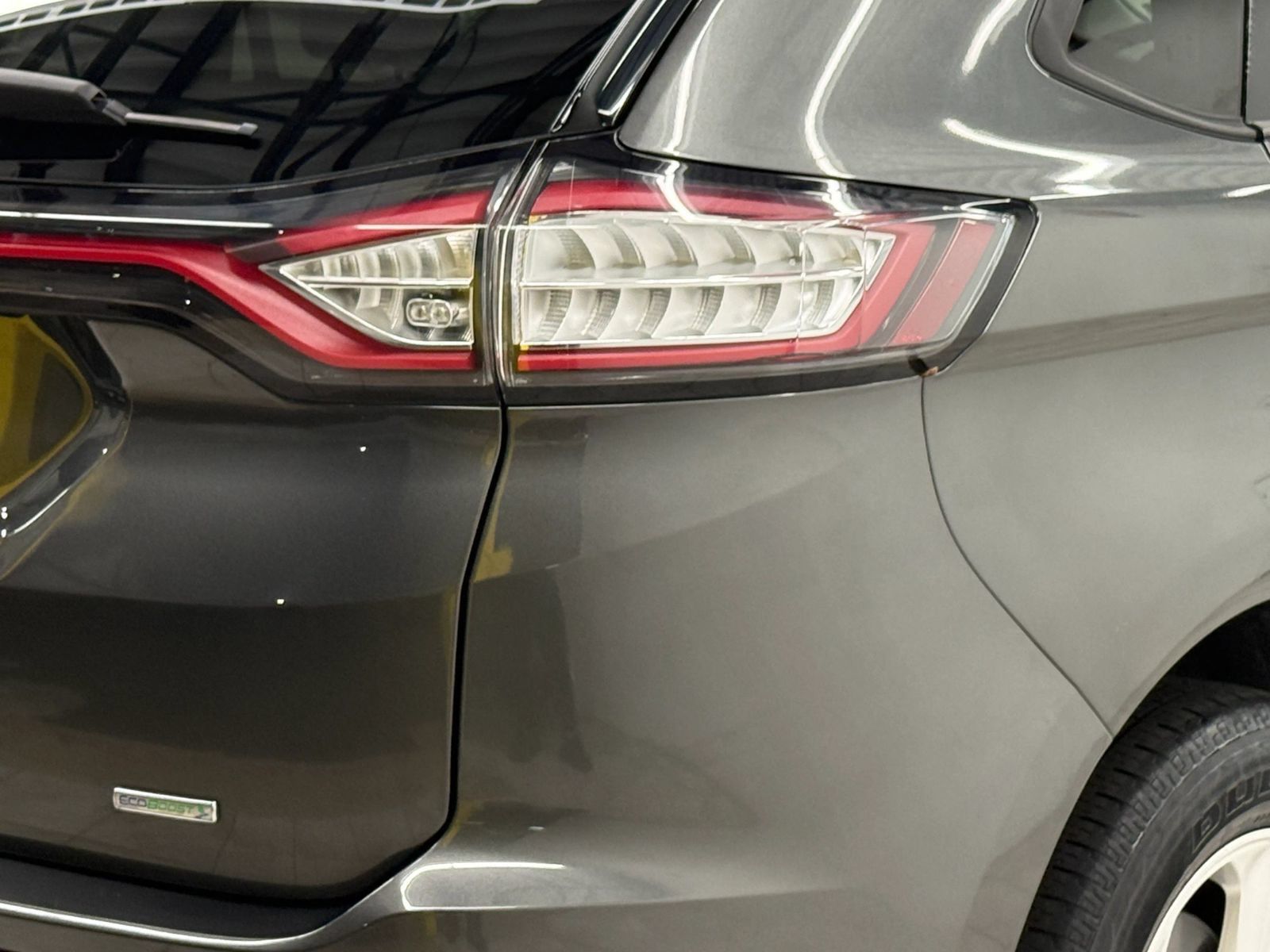 Used 2016 Ford Edge SE FWD image 10