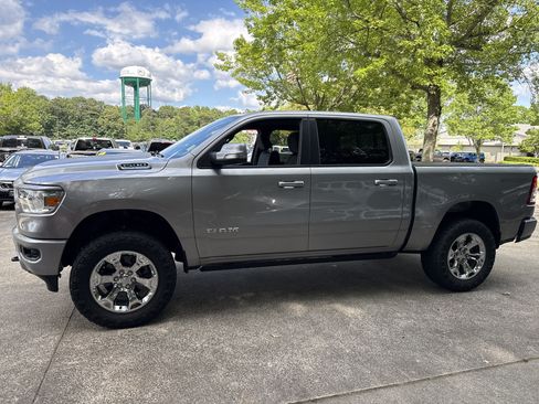 Used 2022 RAM 1500 Big Horn AWD/4WD image 4