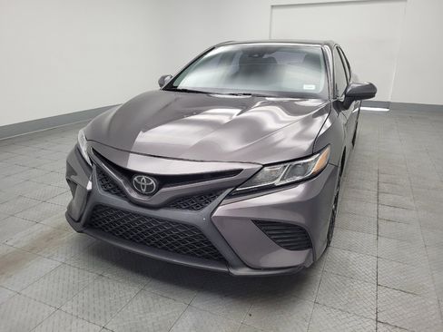 Used 2019 Toyota Camry SE FWD image 15
