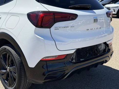 Used 2024 Buick Encore GX Sport Touring image 15