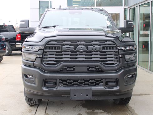 New 2026 RAM 2500 Tradesman AWD/4WD image 2