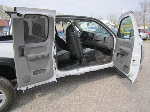 Used 2009 Chevrolet Silverado 2500 W/T image 11