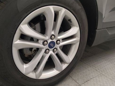 Used 2020 Ford Edge SEL FWD image 31