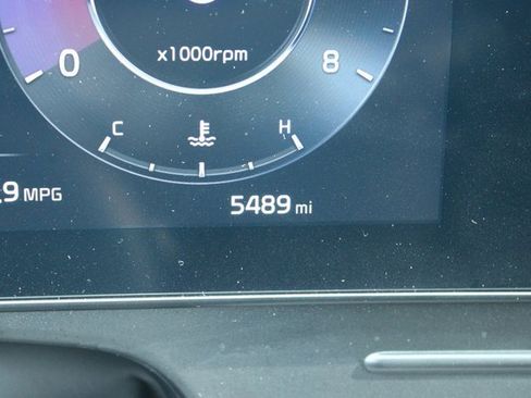 Used 2025 Kia Sportage SX image 31