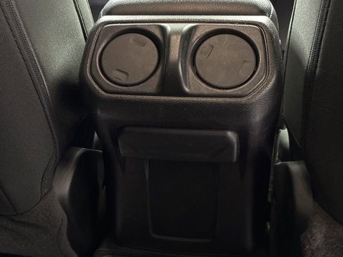 Used 2021 Jeep Wrangler Unlimited Sport AWD/4WD image 24