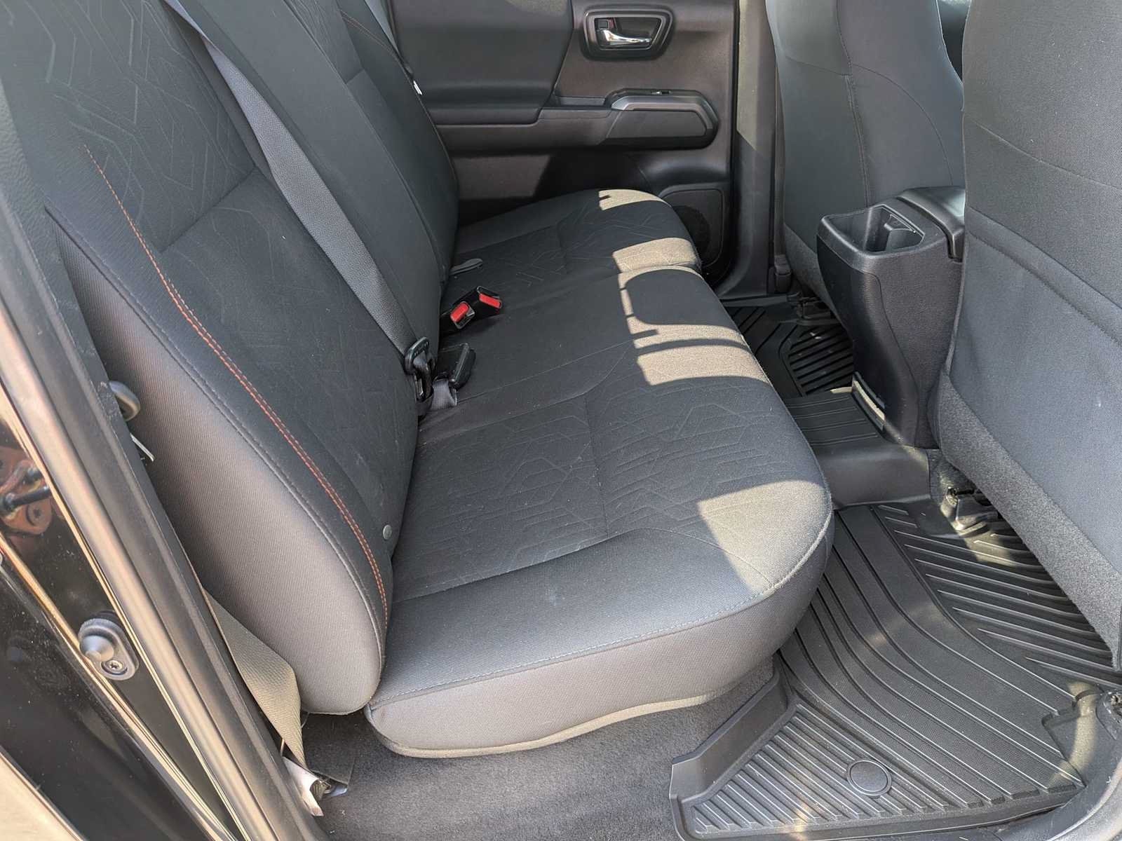Used 2019 Toyota Tacoma TRD Sport AWD/4WD image 18
