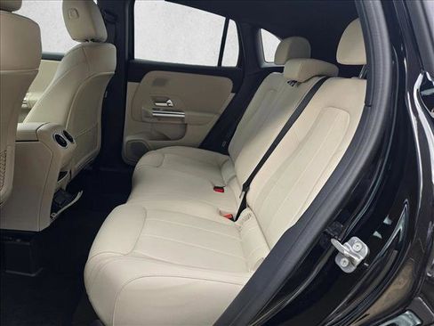 New 2026 Mercedes-Benz GLA 250 GLA 250 image 13