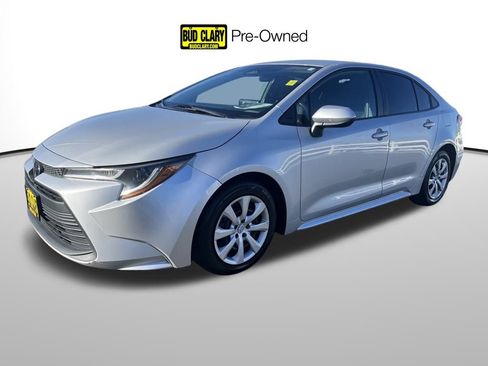 Used 2023 Toyota Corolla LE image 1