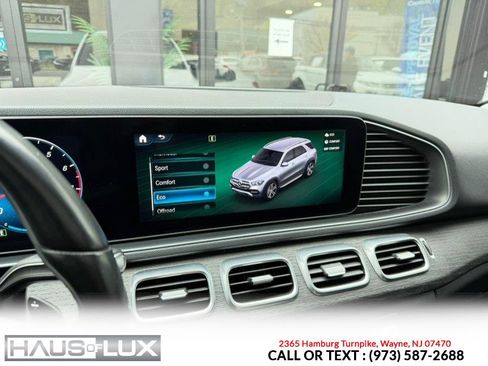 Used 2020 Mercedes-Benz GLE 350 4MATIC w/ AMG Line Exterior image 39