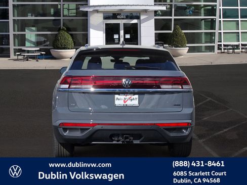 New 2026 Volkswagen Atlas Cross Sport SE image 5