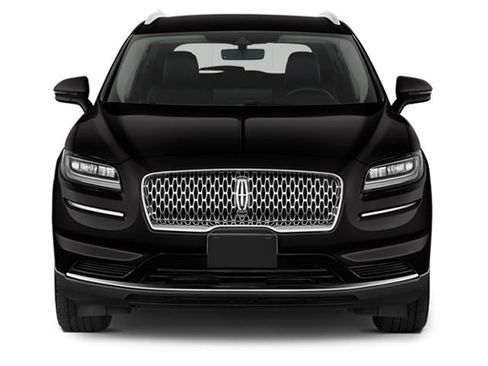 Used 2023 Lincoln Nautilus FWD w/ Premium Package image 5