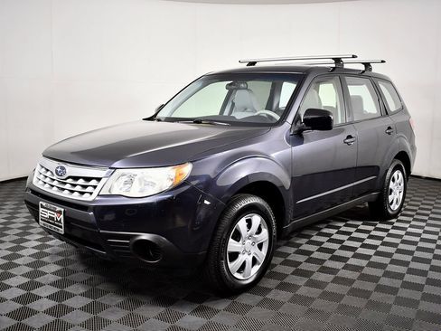 Used 2012 Subaru Forester 2.5X image 2