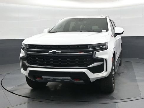 Used 2022 Chevrolet Suburban Z71 image 8