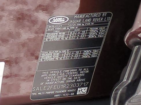 Certified 2024 Land Rover Defender 130 X-Dynamic SE image 40