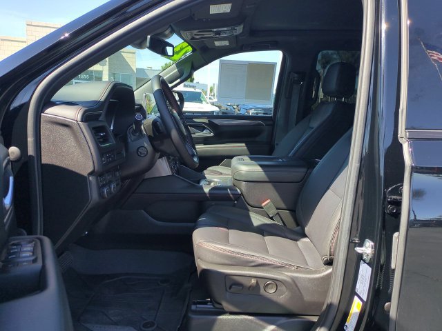 Used 2023 Chevrolet Tahoe RST w/ Luxury Package AWD/4WD image 19