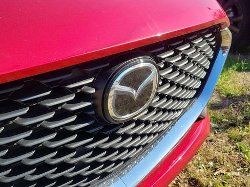 Used 2023 MAZDA MAZDA3 s image 5