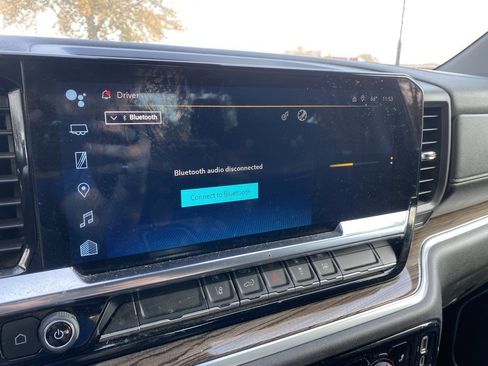 Used 2024 Chevrolet Silverado 2500 LT w/ Convenience Package image 20