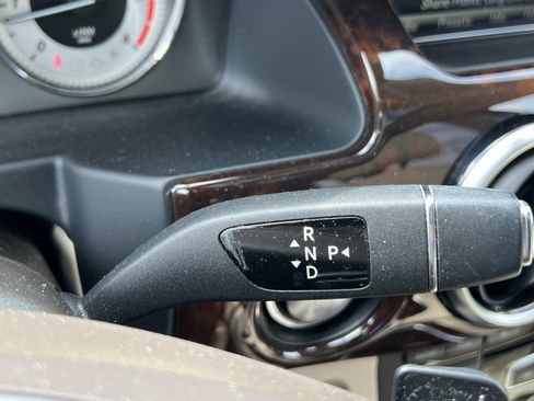 Used 2015 Mercedes-Benz GLK 250 BlueTEC 4MATIC image 26