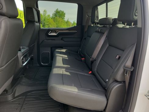 New 2026 GMC Sierra 1500 Elevation w/ Elevation Premium Package AWD/4WD image 28