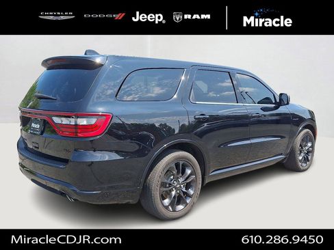 Certified 2022 Dodge Durango R/T w/ Blacktop Package image 7