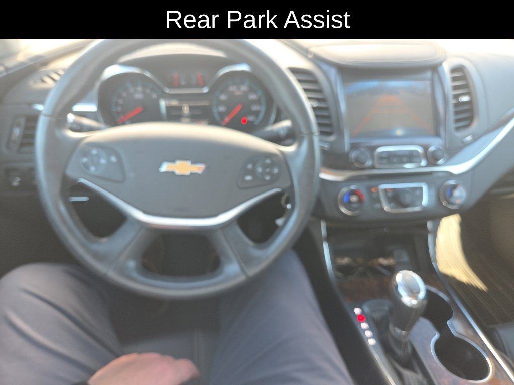 Used 2015 Chevrolet Impala LT w/ Convenience Package FWD image 17