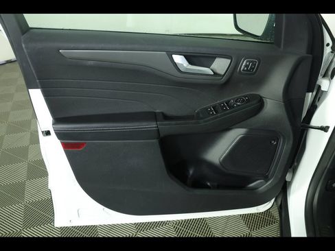 Used 2023 Ford Escape Active w/ Tech Pack #2 AWD/4WD image 23