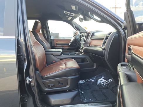 Used 2019 RAM 3500 Limited image 17