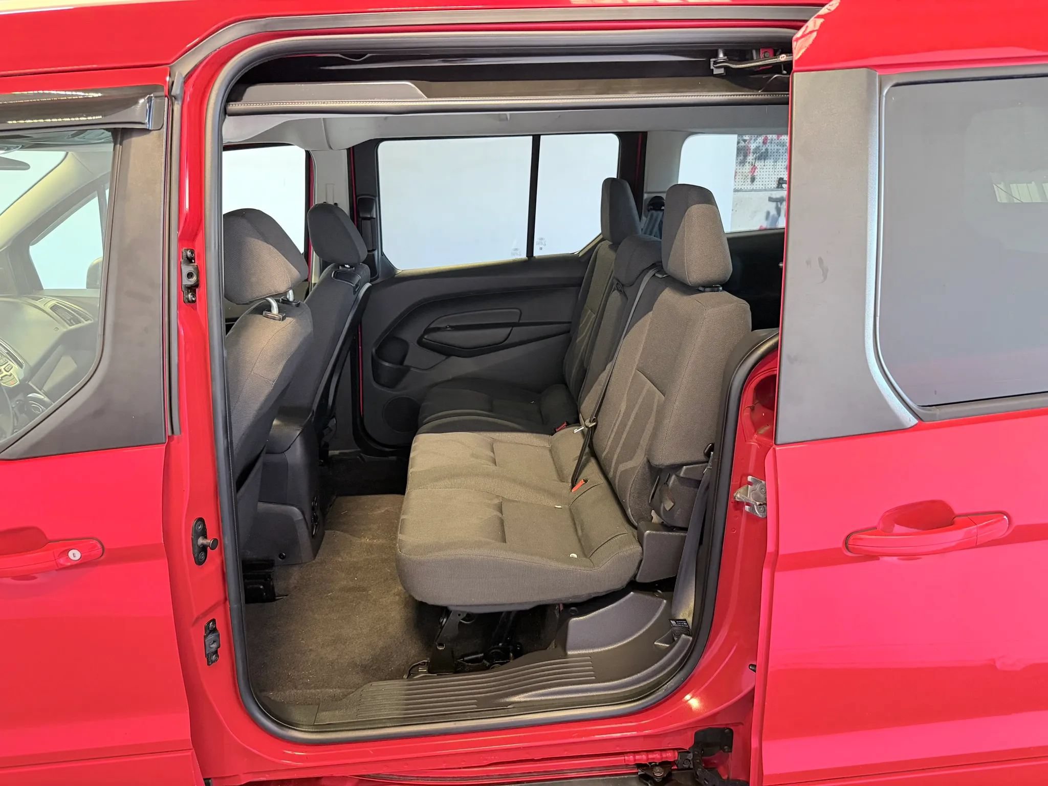 Used 2014 Ford Transit Connect XLT FWD image 33