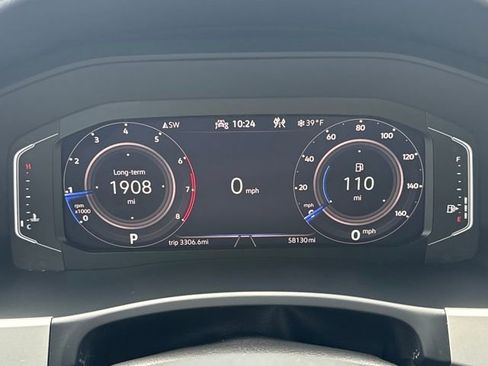 Used 2022 Volkswagen Atlas Cross Sport SEL R-Line image 22