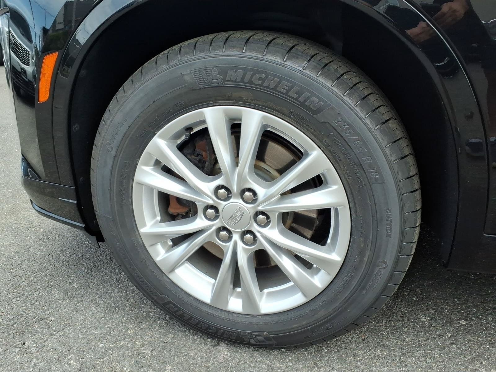 Certified 2024 Cadillac XT6 Luxury AWD/4WD image 9