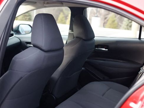 Used 2020 Toyota Corolla LE image 15