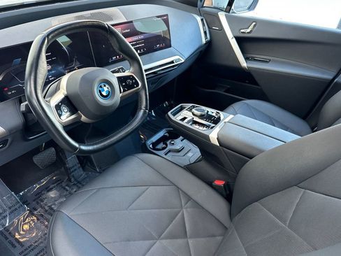 Used 2024 BMW iX xDrive50 w/ Sport Package image 9